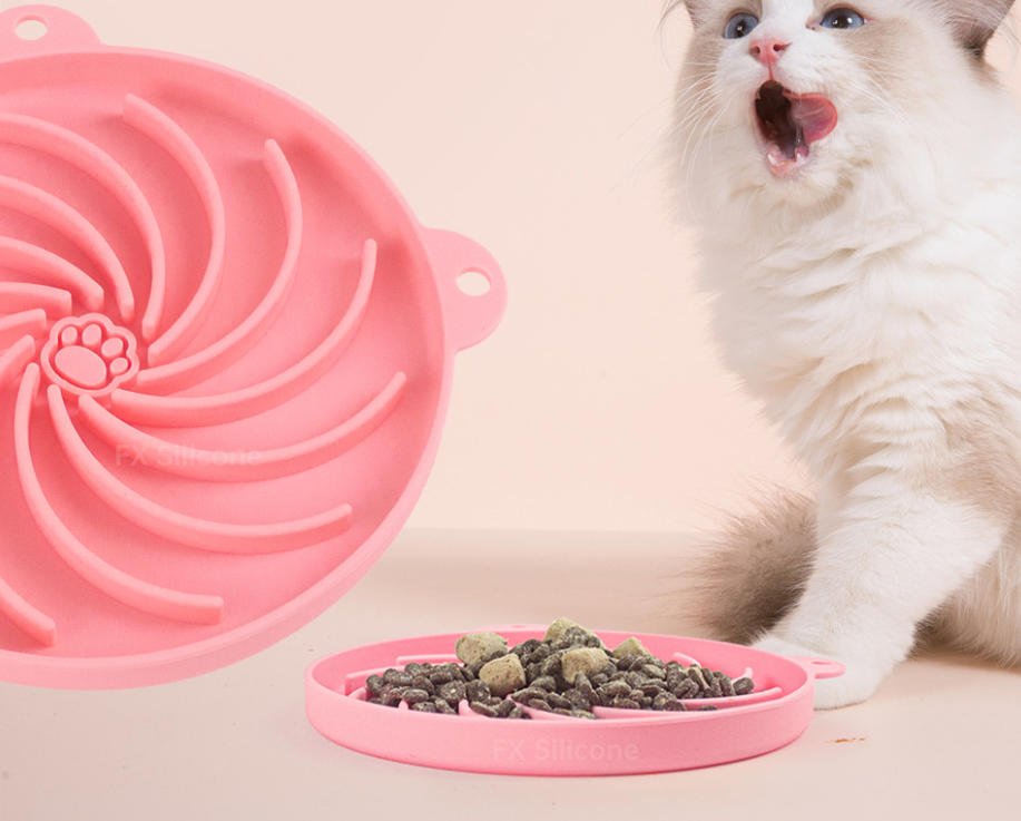 Eat Slowly, Live Healthily: Why the SITABI Silicone Slow Feeder Bowl Is a Game Changer for Dogs (and Cats)